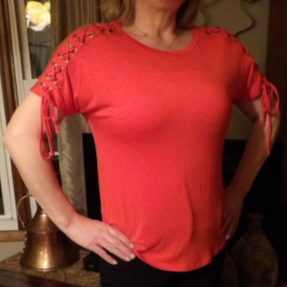Carmen tie shirt